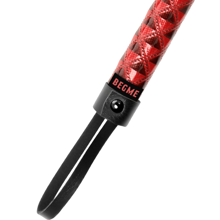 Begme Red Edition - Vegan Leather Flogger