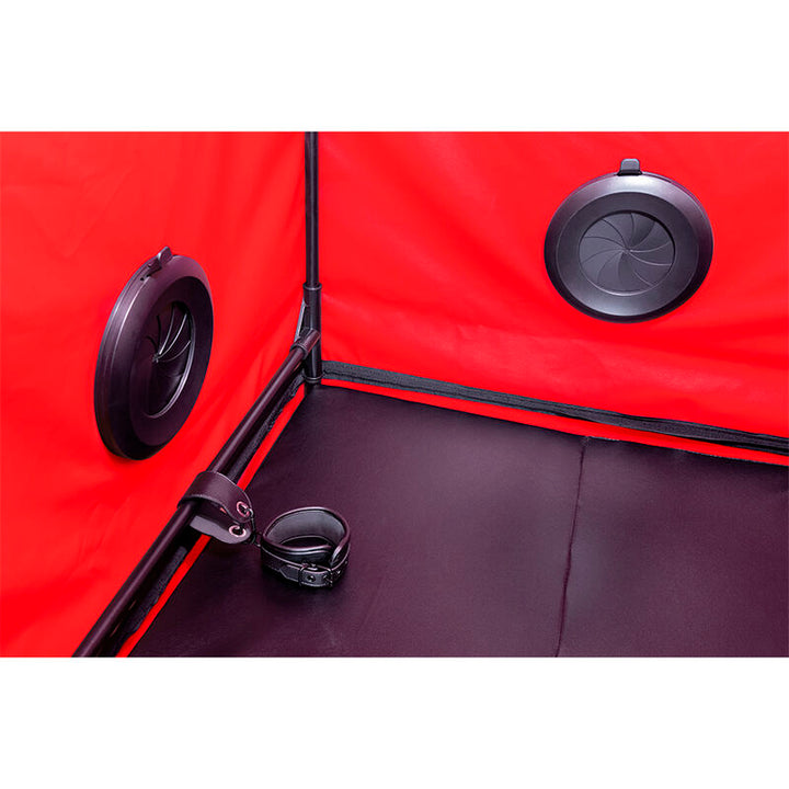 Secret Dome - Kink Club Cabin Scandale Black &amp; Red