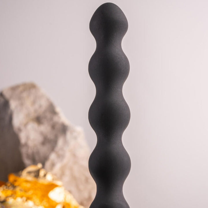 Petite Sensations Pearls Anal Plug Vibrator Black — Black silicone