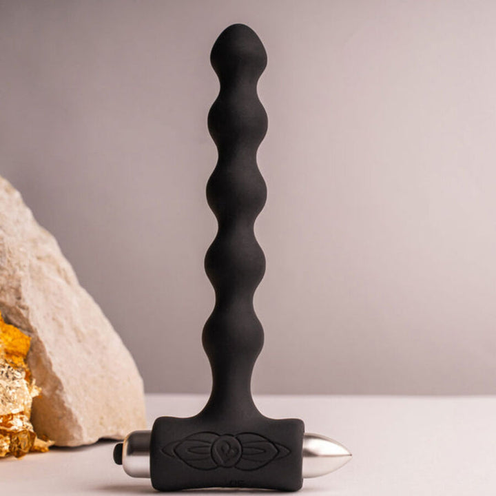 Petite Sensations Pearls Anal Plug Vibrator Black — Black silicone