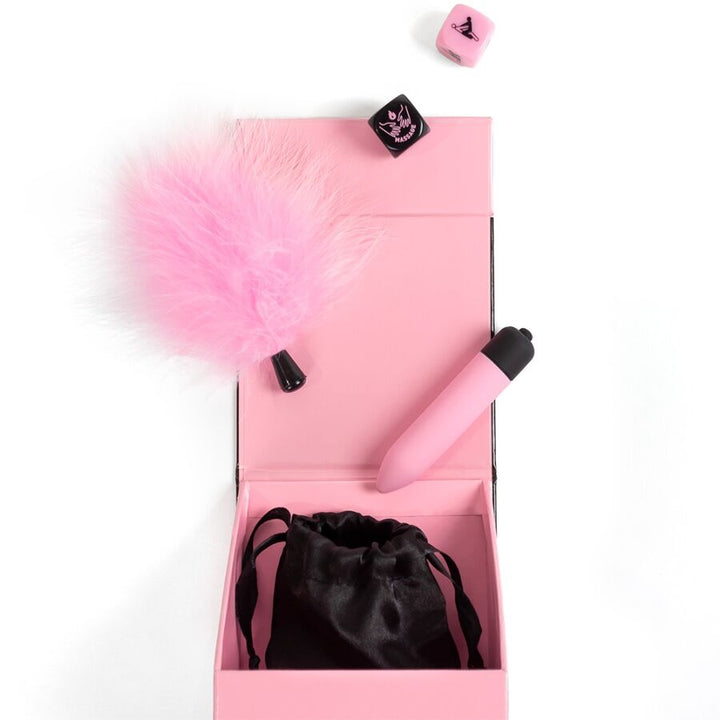 SECRET PLAY - PLEASURES BOX FOR COUPLES: DICE + VIBRATING BULLET + FEATHER PEN