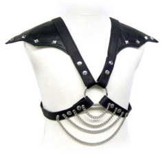Leder-Body mit Metall-Schultergurt