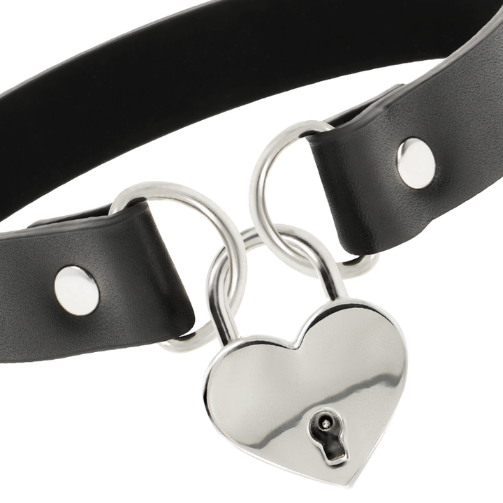 Coquette Chic - Desire Vegan Leather Necklace With Heart