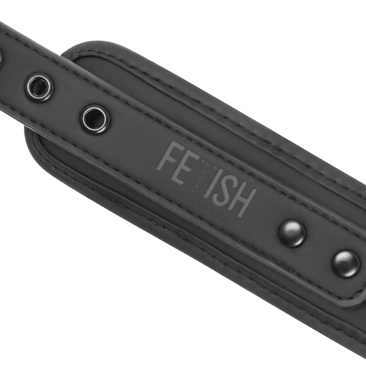 Fetish Submissive Vegan - Leather Necklace And Handcuffs With